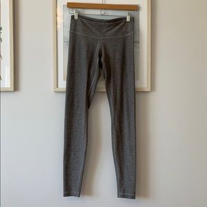 Lululemon leggings size 6